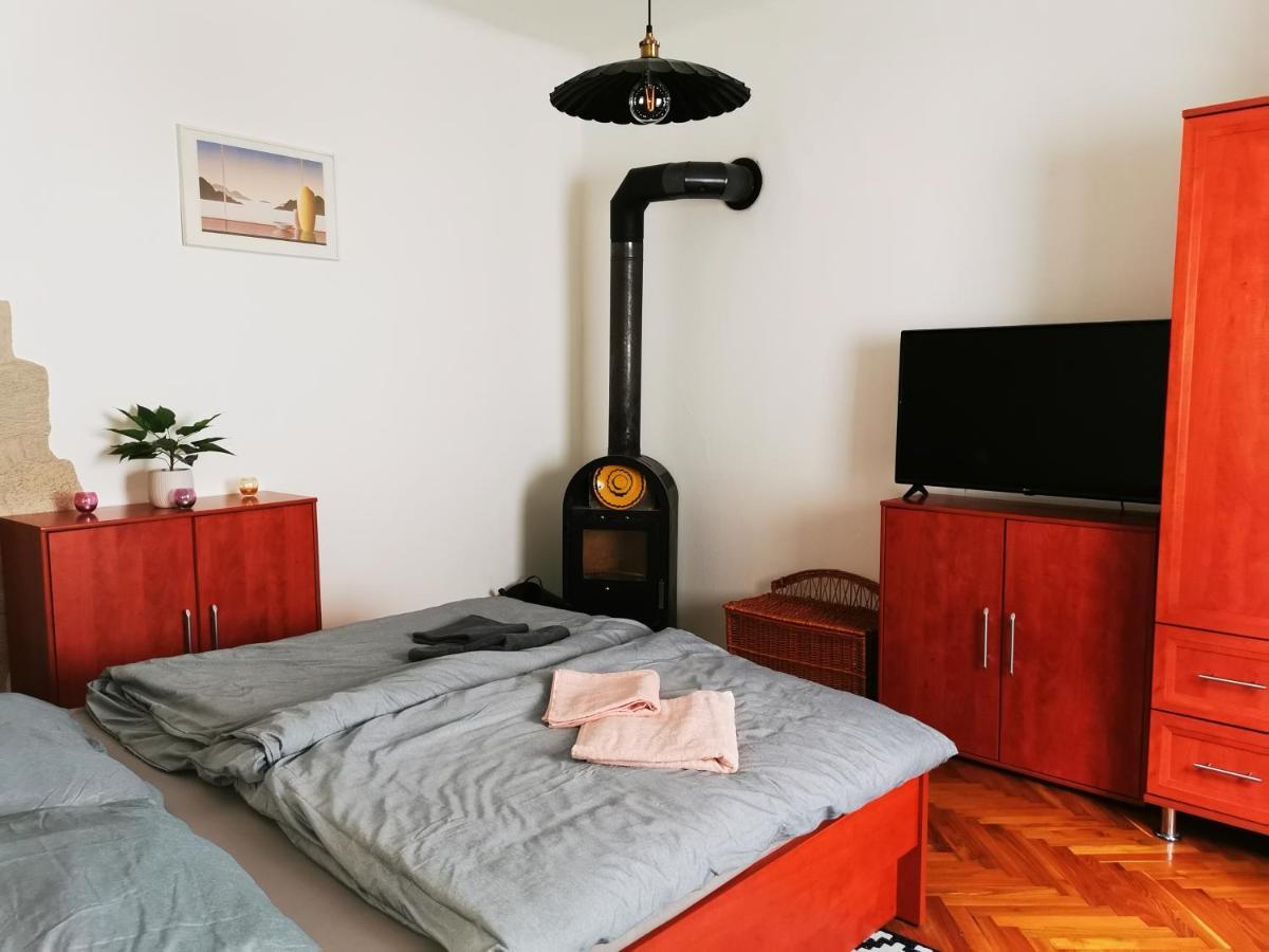 Lehel Apartman Keszthely Exterior foto